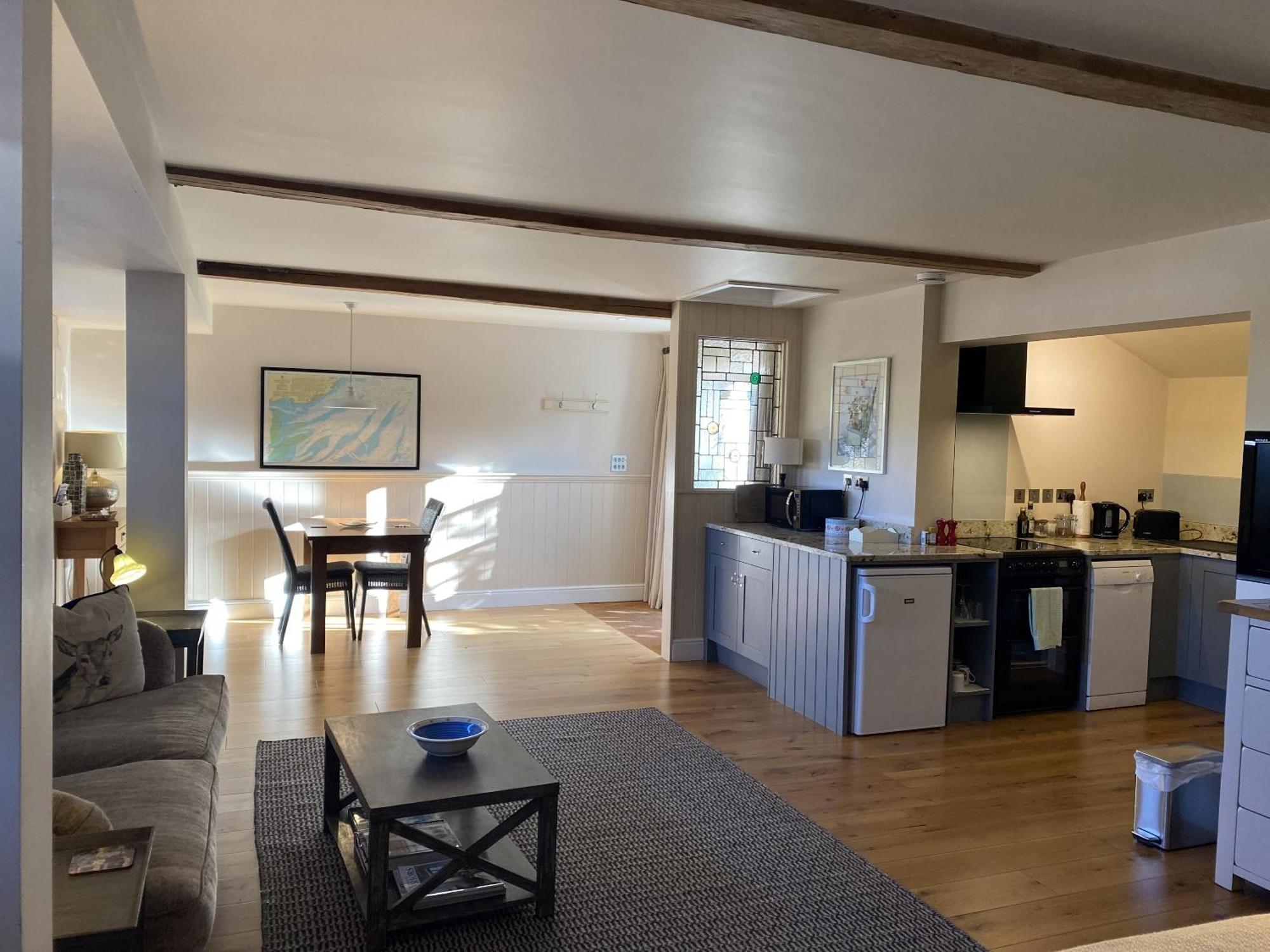 Red Lion Little Barn Apartment Ipswich Bagian luar foto